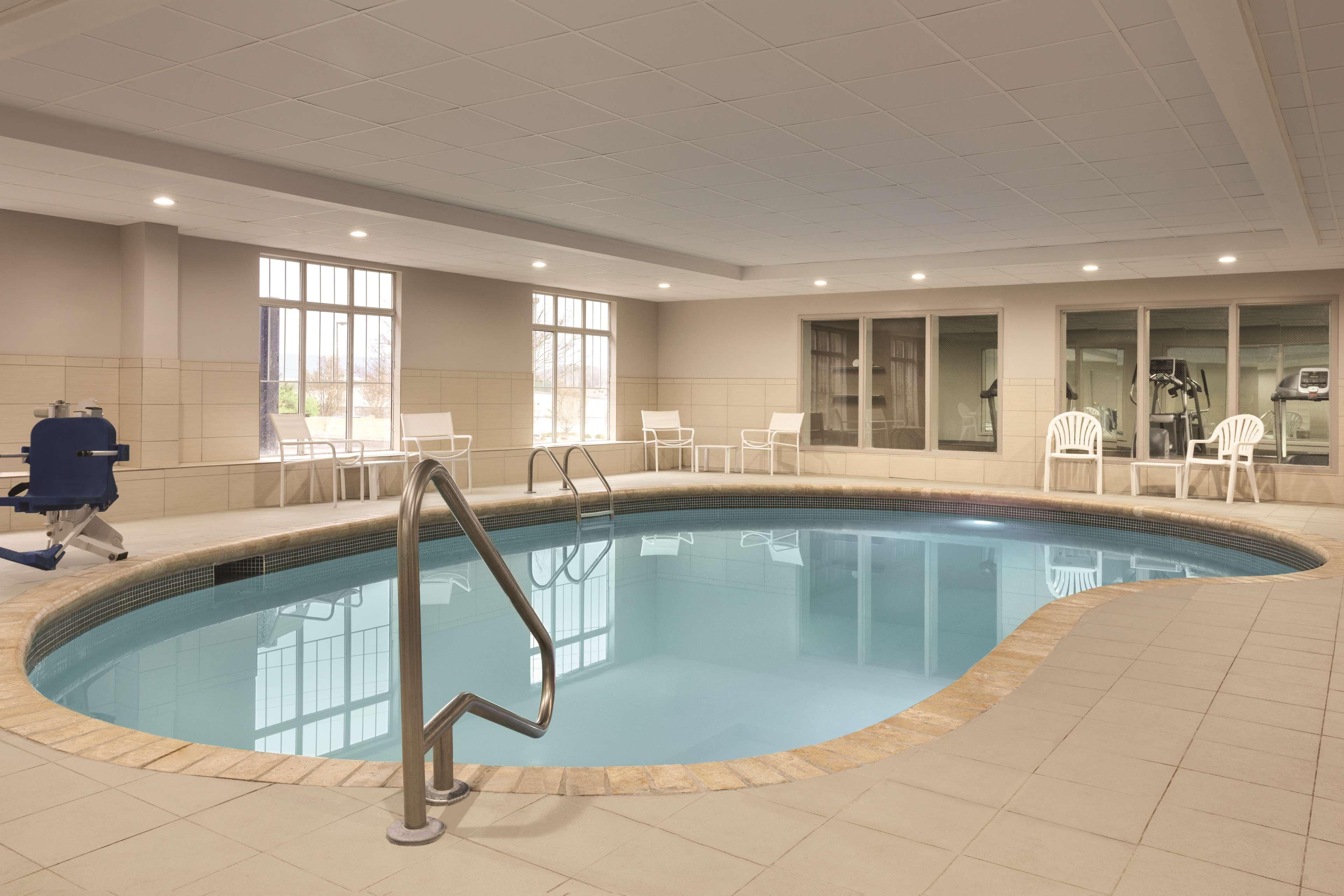 Country Inn & Suites By Radisson, Chattanooga-Lookout Mountain エクステリア 写真